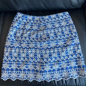 LOFT mini skirt in blue and white